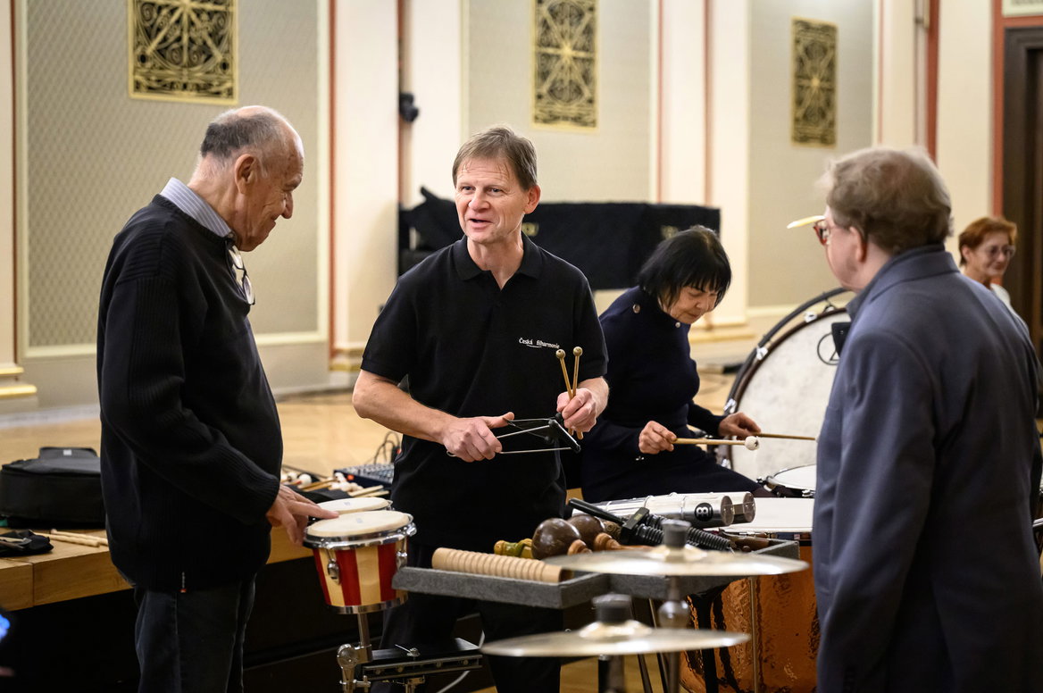  Drums a hundred different ways