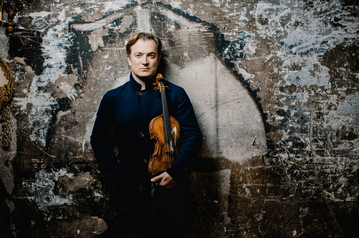  R3 / Renaud Capuçon performing and conducting Prague Radio Symphony Orchestra