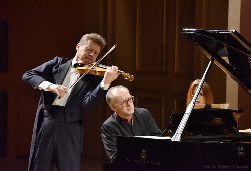 Photo illustrating a concert - event Ženatý, Kasík Czech Chamber Music Society