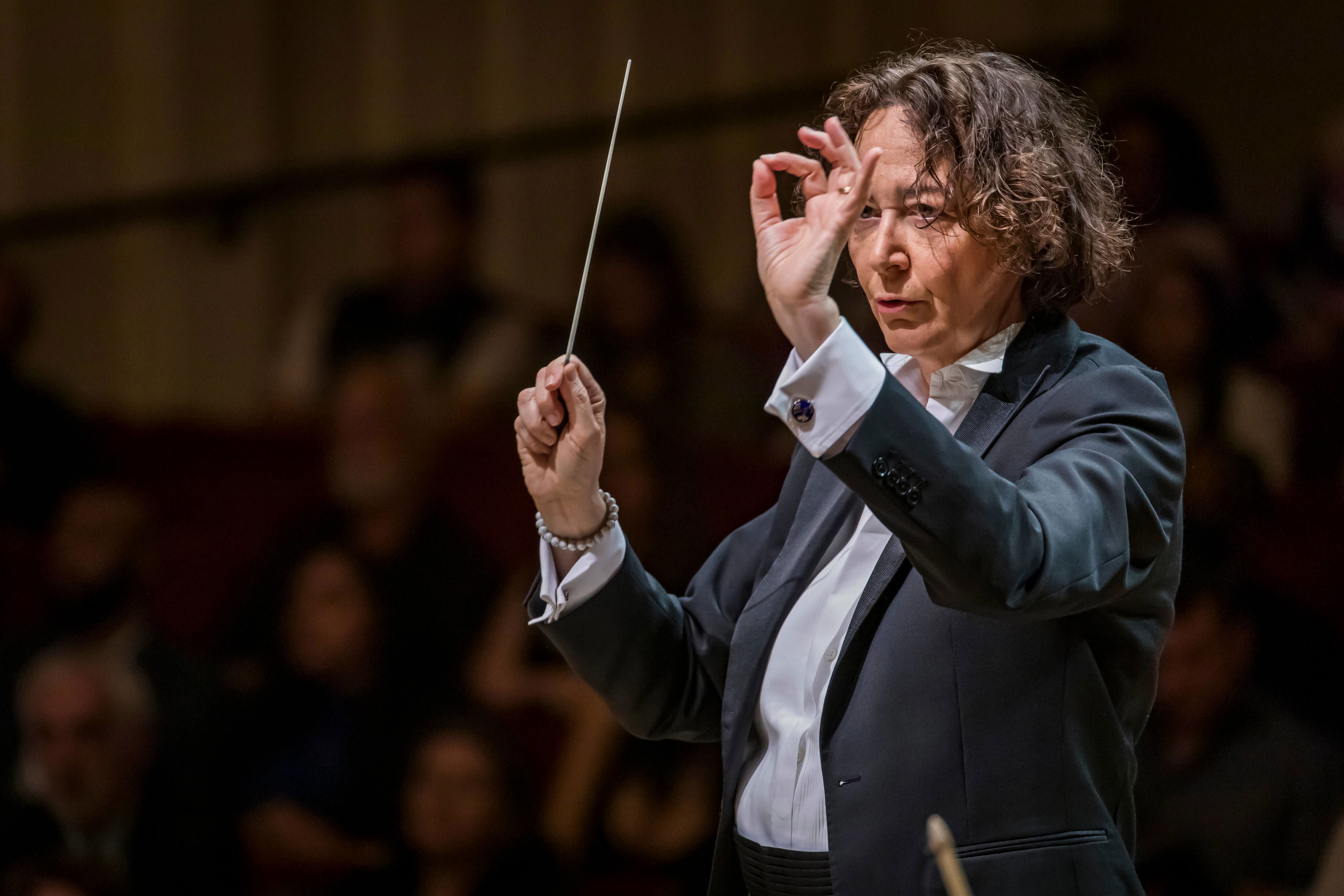 Photo illustrating a concert - event Nathalie Stutzmann Czech Philharmonic