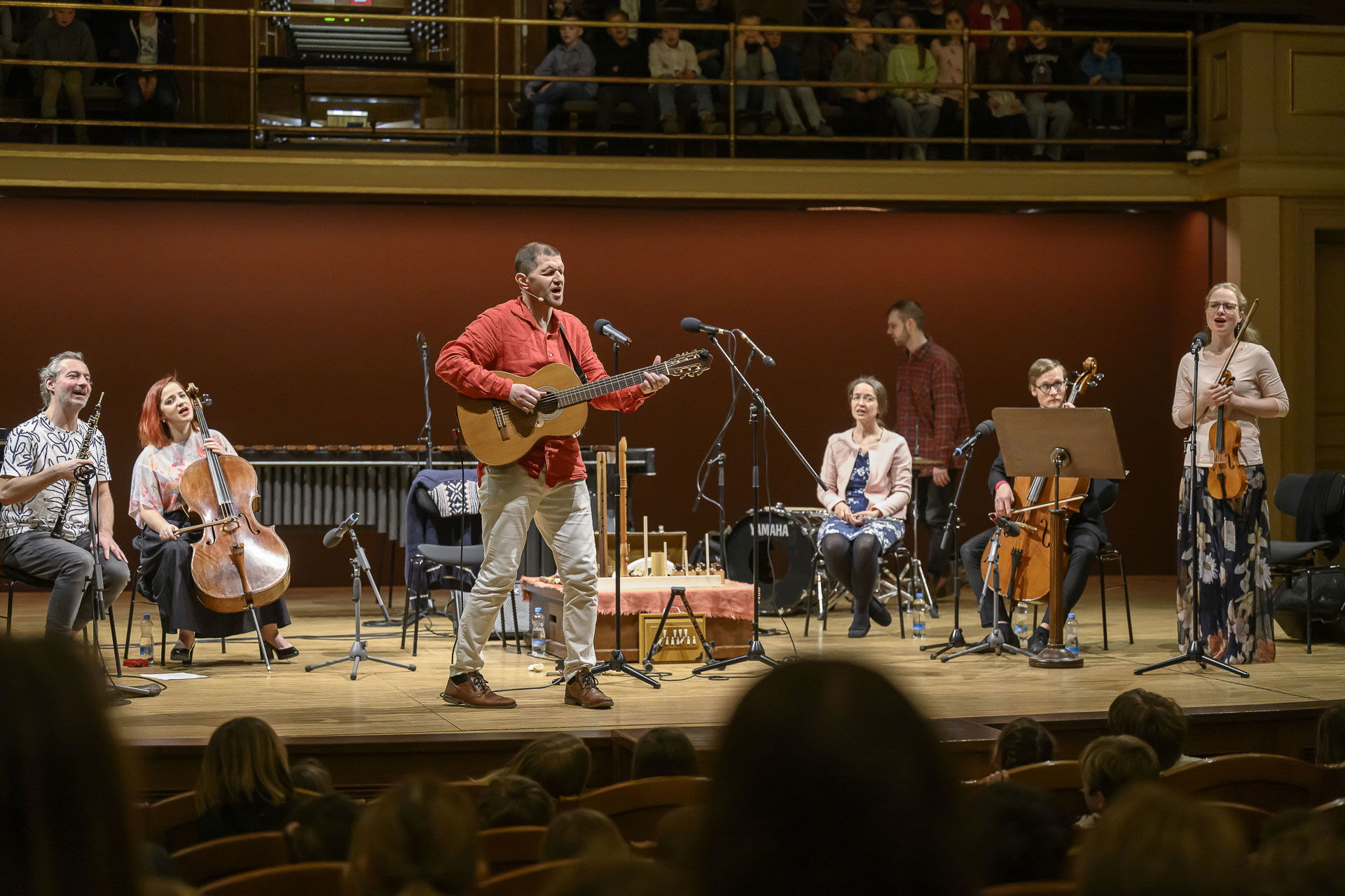 A Musical Holiday Among the Notes  
