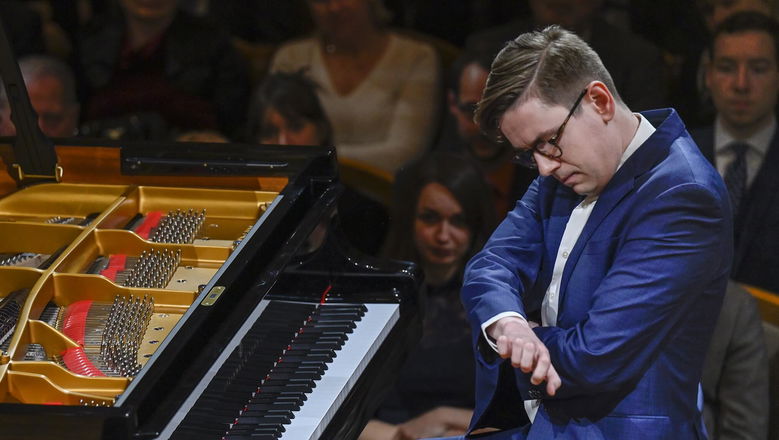 Photo illustrating the event Czech Chamber Music Society • Víkingur Ólafsson