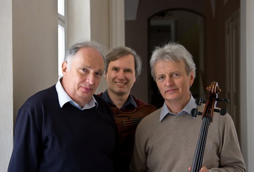 Photo illustrating a concert - event Guarneri Trio Prague Czech Chamber Music Society
