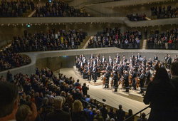 Photo illustrating a concert - event Czech Philharmonic • Hamburg