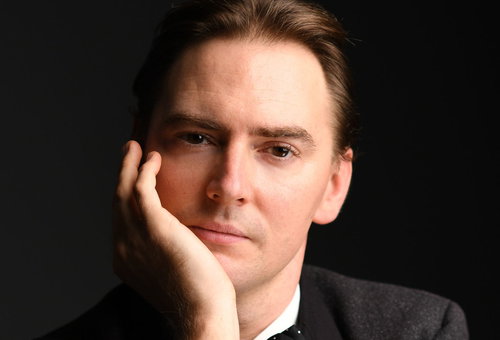 Photo illustrating a concert - event LEGENDARY PIANO SONATAS Grzegorz Niemczuk