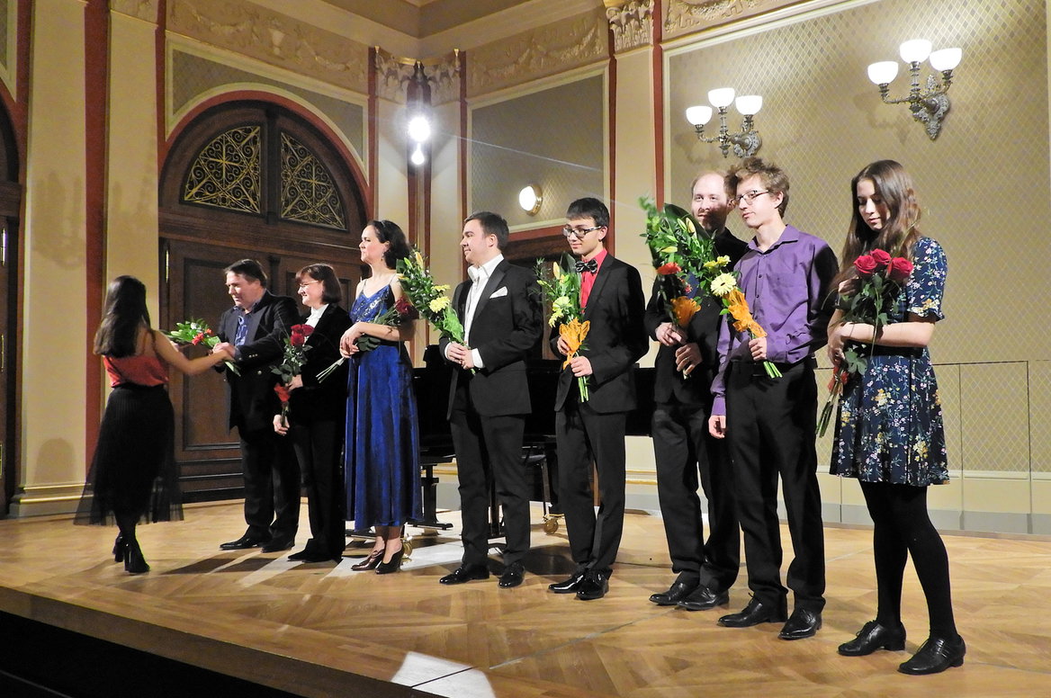  Vazraždane Christmas concert