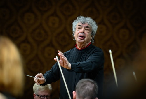 Photo illustrating a concert - event Semyon Bychkov Czech Philharmonic