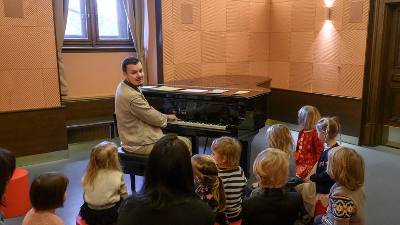 Photo illustrating the event The Little Rudolfinum • Clever fox Leoš