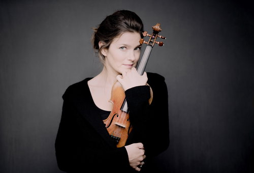 Photo illustrating a concert - event Janine Jansen Czech Chamber Music Society