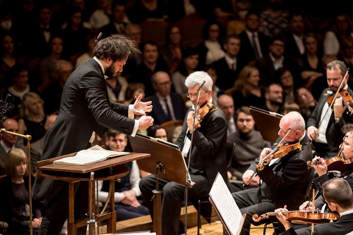  Symfonický orchestr Českého rozhlasu, P. Popelka, ČFSB, P. Fiala, P. Lewis, S. Šaturová, J. Benci Dvořákova Praha