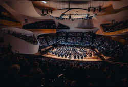 Photo illustrating a concert - event Czech Philharmonic • Paris