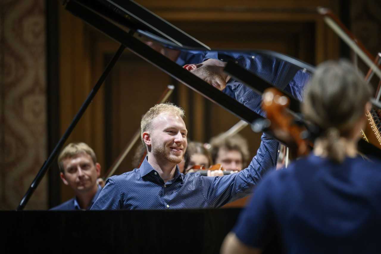 Fotografie ilustrujicí koncert - událost  Obrázky z výstavy