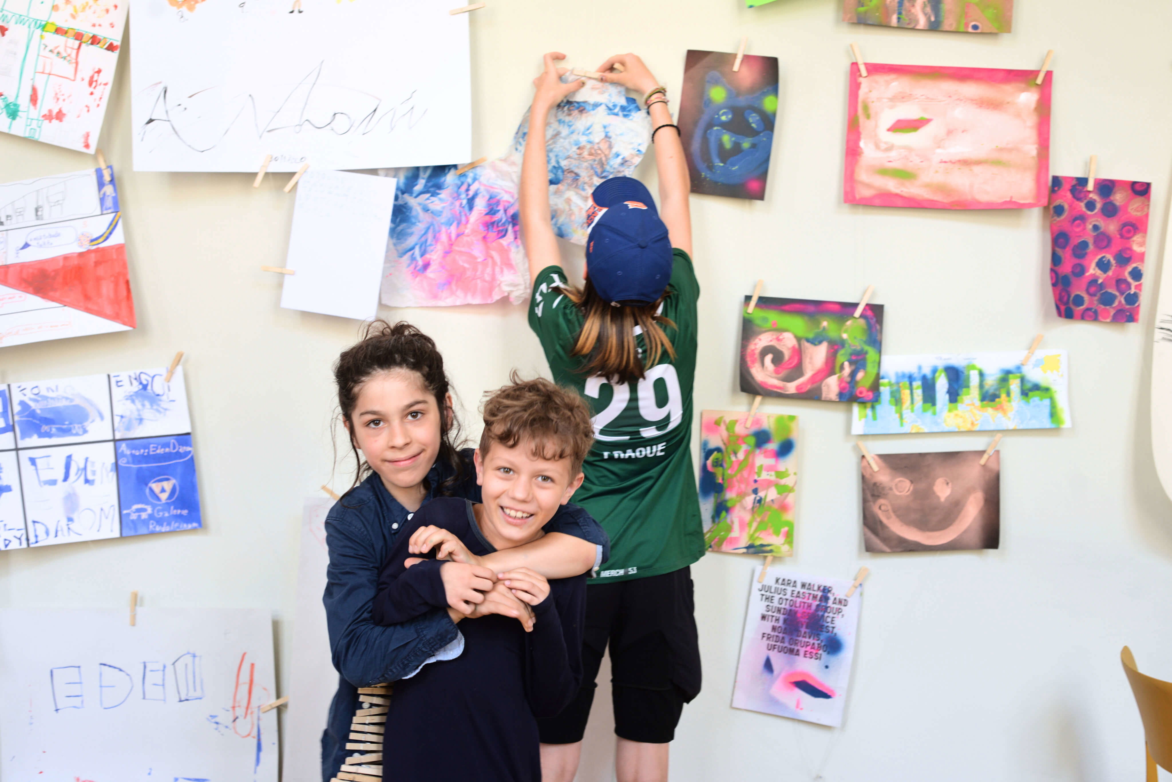  Kaligramy ⁠⁠⁠⁠⁠⁠⁠⁠⁠⁠⁠⁠–⁠⁠⁠⁠⁠⁠ nedělní Ateliérovka pro děti Antony Gormley / Pavla Melková | PAW 2024