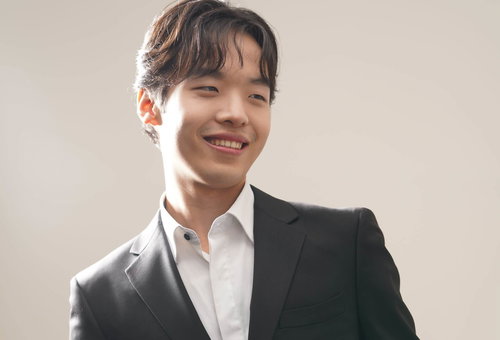 Photo illustrating a concert - event Prague Philharmonia Hyuk Lee