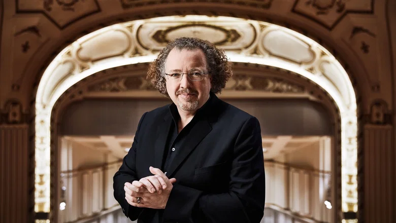 Photo illustrating the event Czech Philharmonic • Stéphane Denève