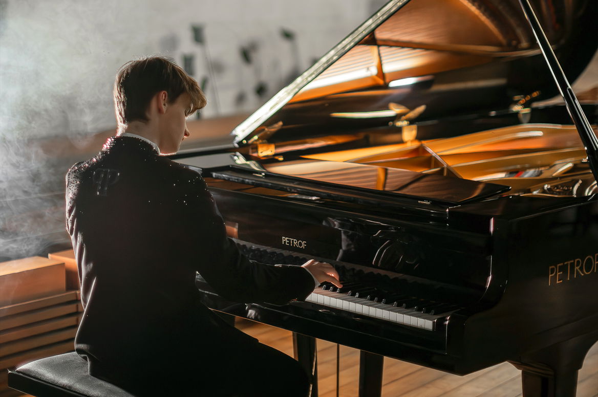  Hudba Ludovico Einaudi KLAVÍRNÍ RECITÁL se smyčcovým kvartetem