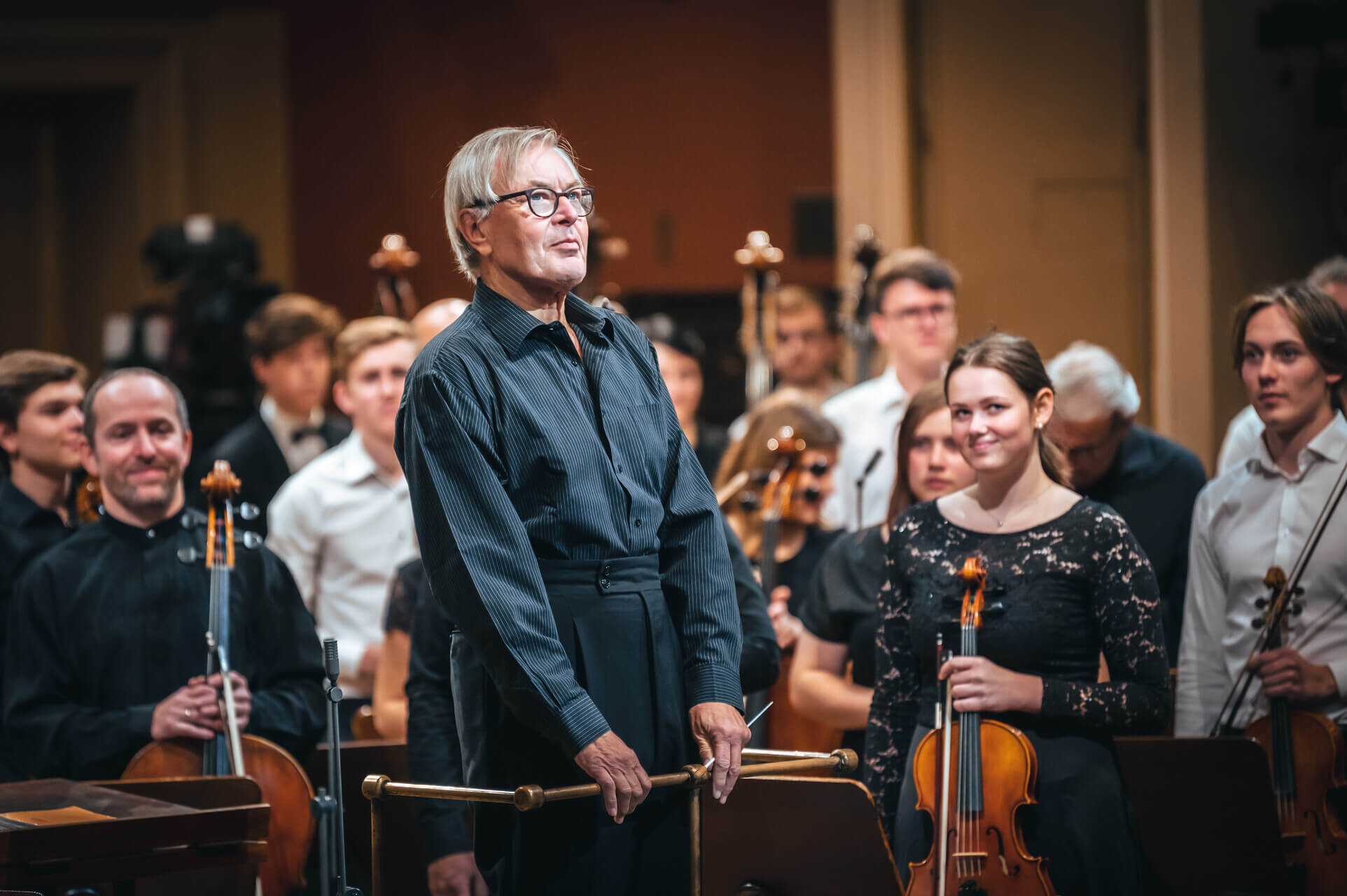 Fotografie ilustrujicí koncert - událost  Společný orchestr žáků základních uměleckých škol a hráčů České filharmonie