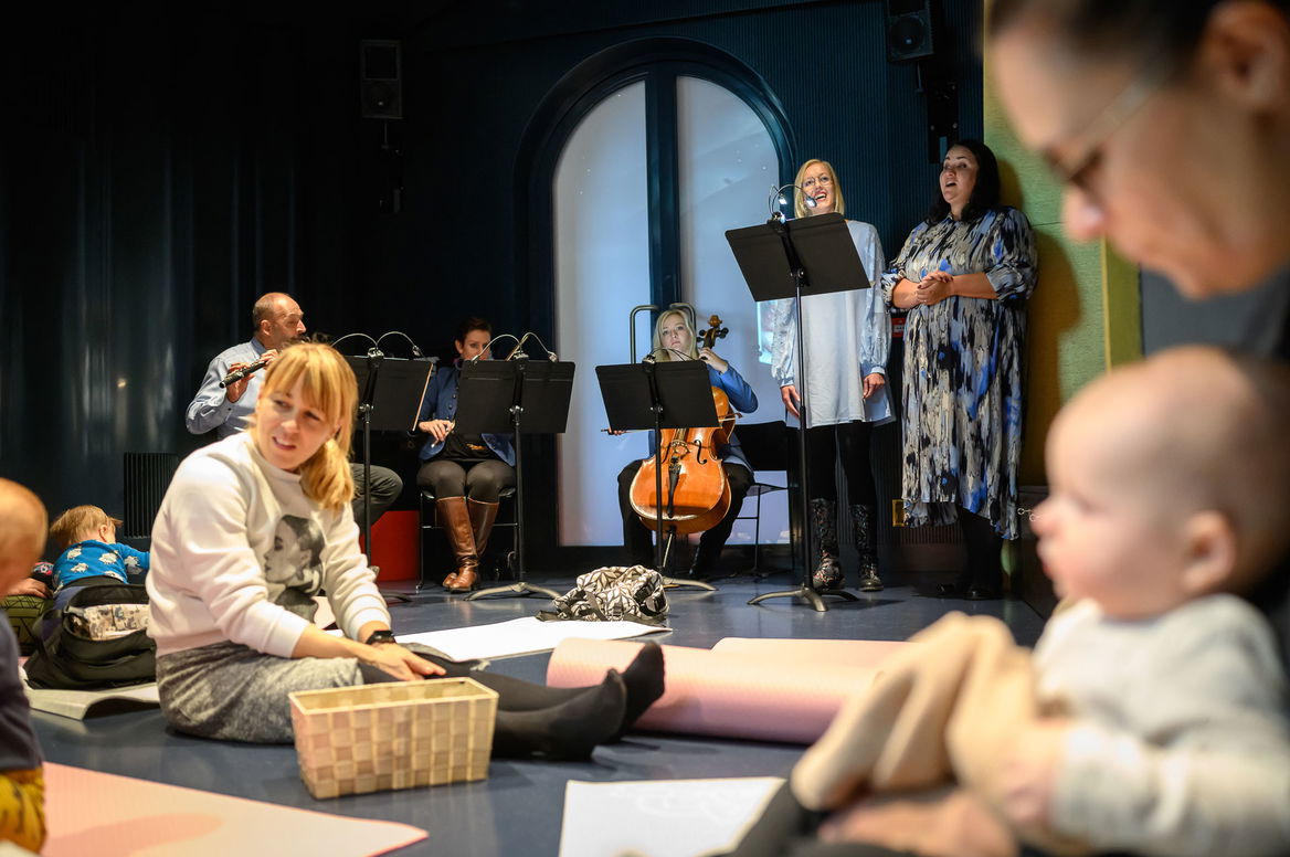  Prague Philharmonic Choir Sleep Tight, I'll Sing You a Lullaby