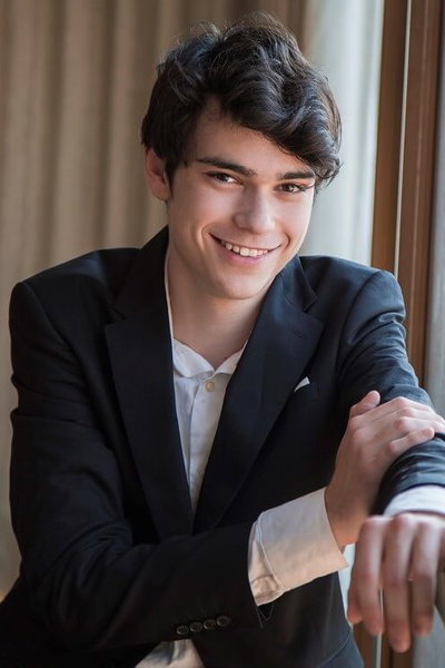 Tom Borrow