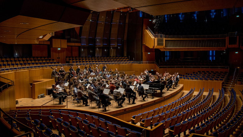Photo illustrating the event Czech Philharmonic • Düsseldorf
