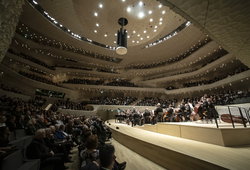 Photo illustrating a concert - event Czech Philharmonic • Hamburg