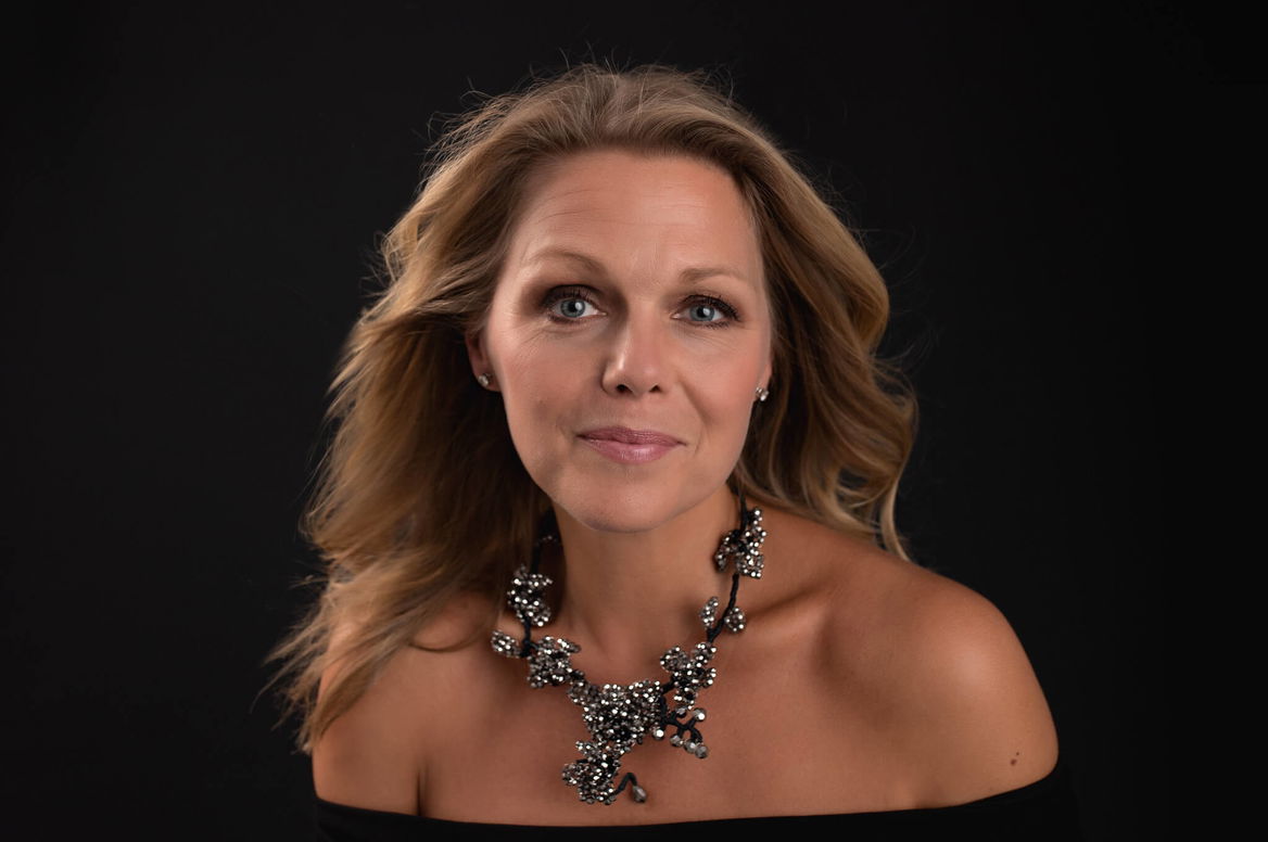  Prague Spring A Woman’s Love and Life