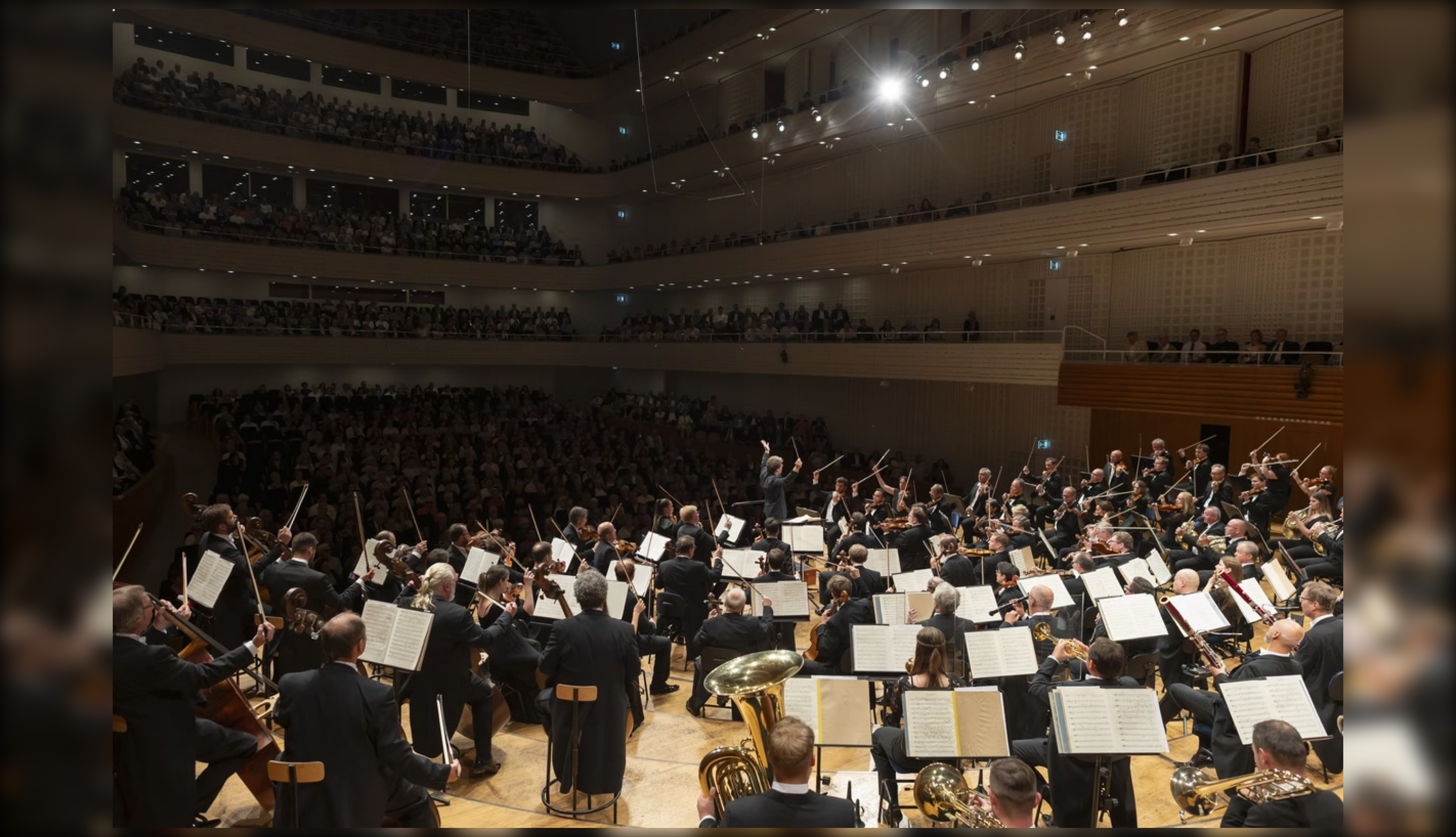 Fotografie ilustrujicí koncert - událost Lucern Česká filharmonie
