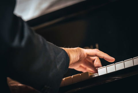 Photo illustrating a concert - event Ivan Moravec Academy Listening