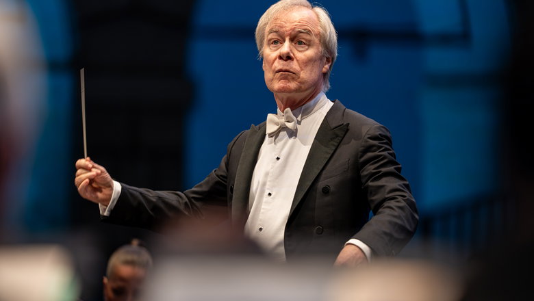 Fotografie ilustrujicí událost Česká filharmonie • David Robertson
