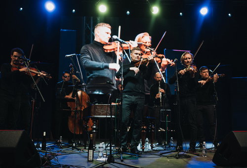 Photo illustrating a concert - event At the Doorstep of Christmas Harafica