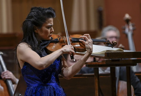 Fotografie ilustrujicí koncert - událost Česká filharmonie  Karen Gomyo