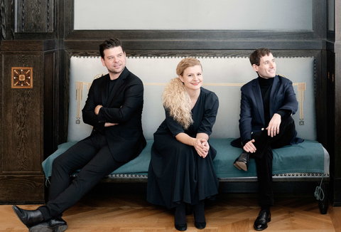 Fotografie ilustrujicí koncert - událost Český spolek pro komorní hudbu • Giltburg, Jarůšková, Jarůšek