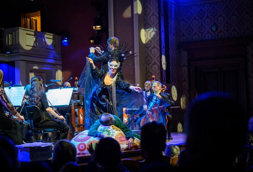 Photo illustrating a concert - event The Alchemist’s Cauldron Prague Philharmonia