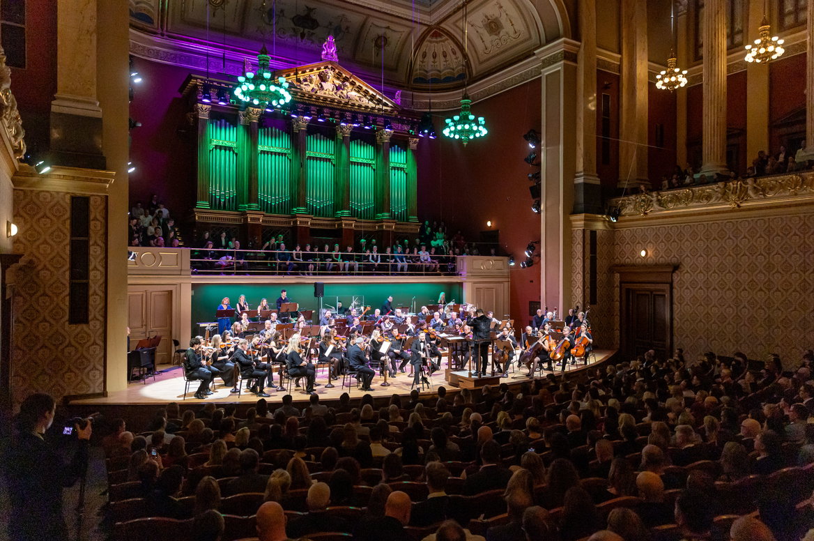  Dance in Symphony The Epic Symphonic Show