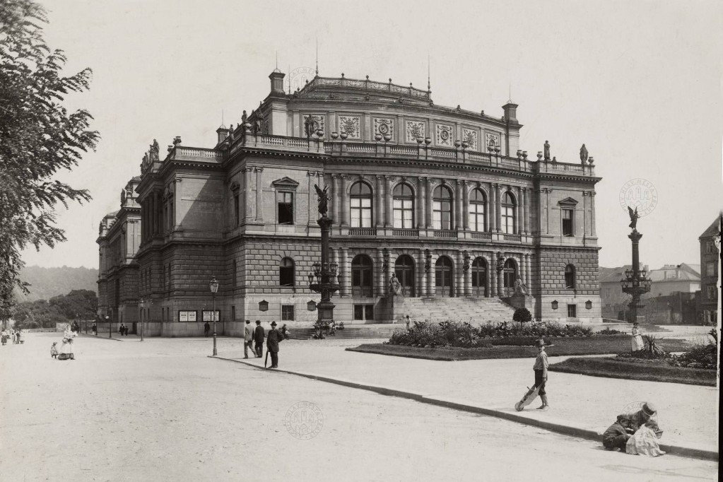 Rudolfinum po roce 1885