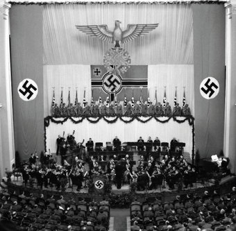 Koncert ke Dni hrdinů v Rudolfinu v roce 1941