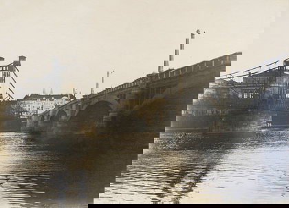 Řetězová lávka a Mánesův most pospolu