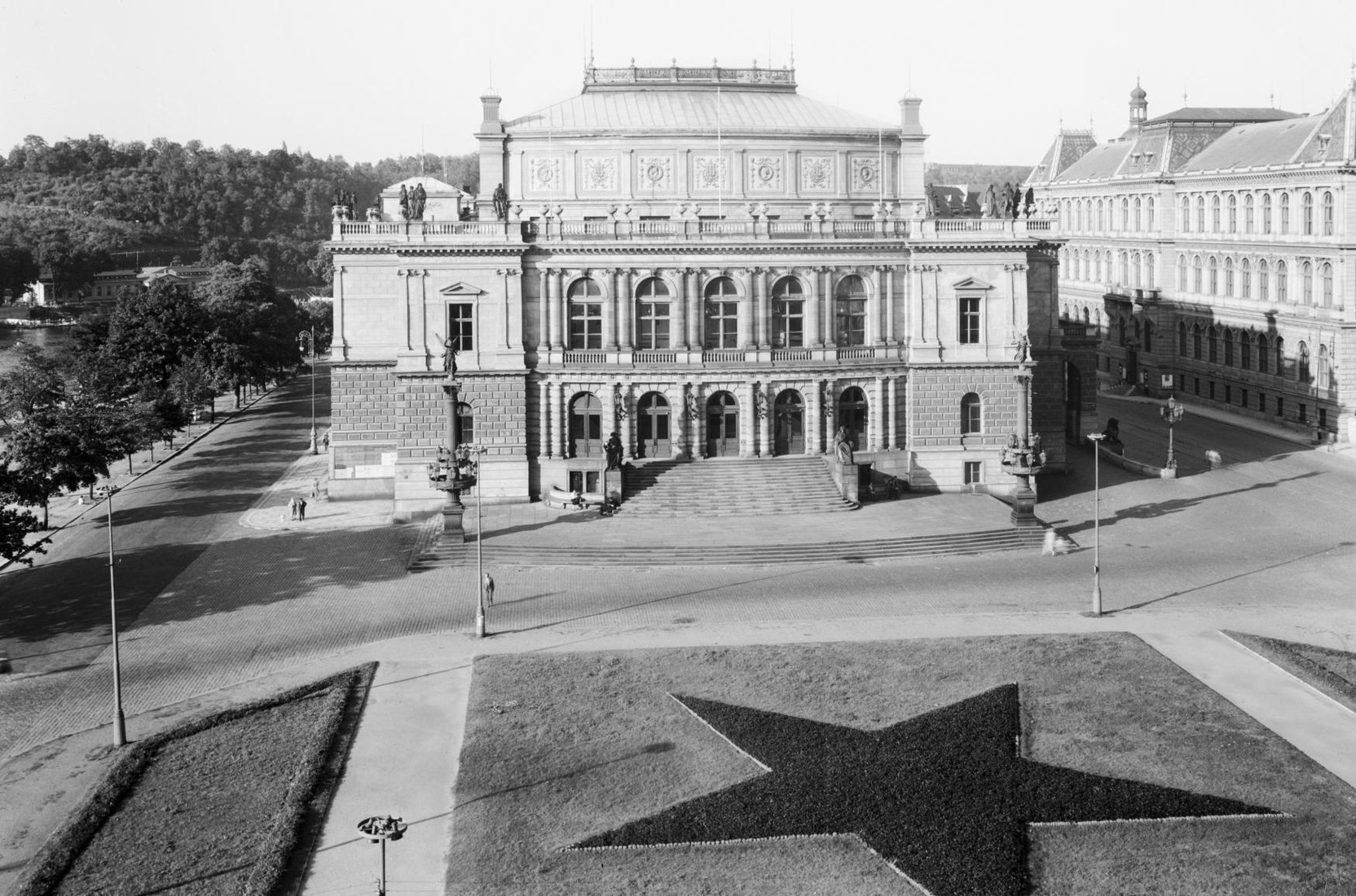  f201109270229601.jpg