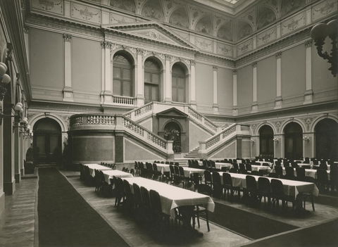 Jídelna poslanecké sněmovny v Rudolfinu