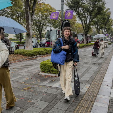 Na skok do Saitamy! Z Tokia je to jen pár minut metrem, jako z Plzně do Rudolfina. 🙂 Naše poslední zastávka turné se blíží... Kdo jede s námi? 🚇