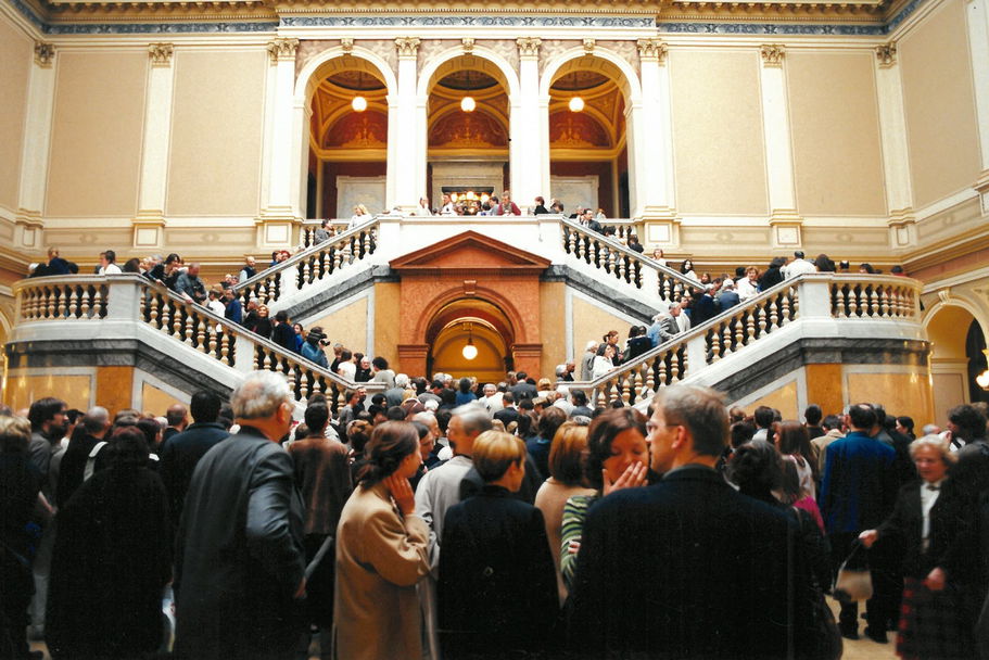 Prezident Václav Havel na vernisáži výstavy Mikuláš Medek. © Archiv Galerie Rudolfinum